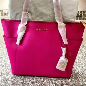 MICHAEL MICHAEL KORS
Large Logo EW and Leather Top-Zip Tote Bag Raspberry color